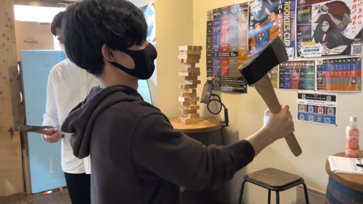 マイクラ実況者4人が『本物の斧』を投げられる部屋でバトルした