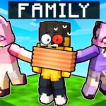 Having a FANGIRL Family in Minecraft!