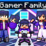 Having a GAMER FAMILY in Minecraft!