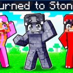 Omz Was Turned To STONE In Minecraft!