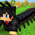 Minecraft but I Become A Centipede!