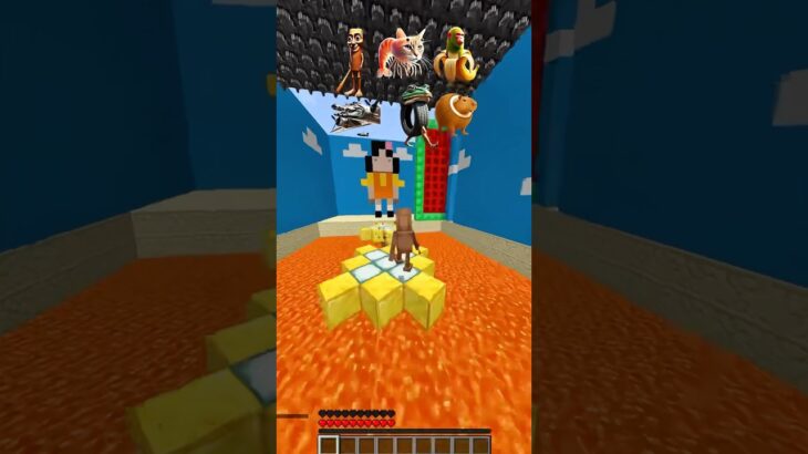 Falling ceiling with spikes VS Italian Brainrot Mobs #minecraft #italianbrainrot #shorts