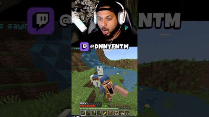 This Minecraft Mod Has MIMICS! 😱 (Cave Dwellers 2.0) #shorts #minecraft #scary
